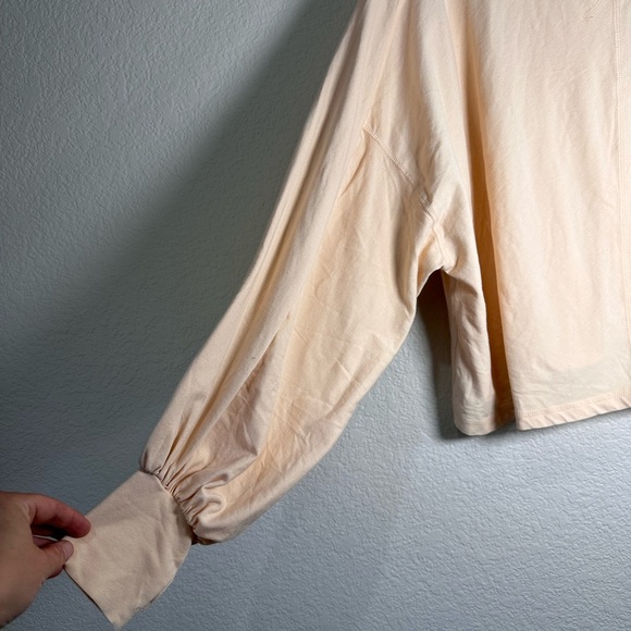 NWT Free People Movement Light Peach Sweater Women's Large - Picture 6 of 9